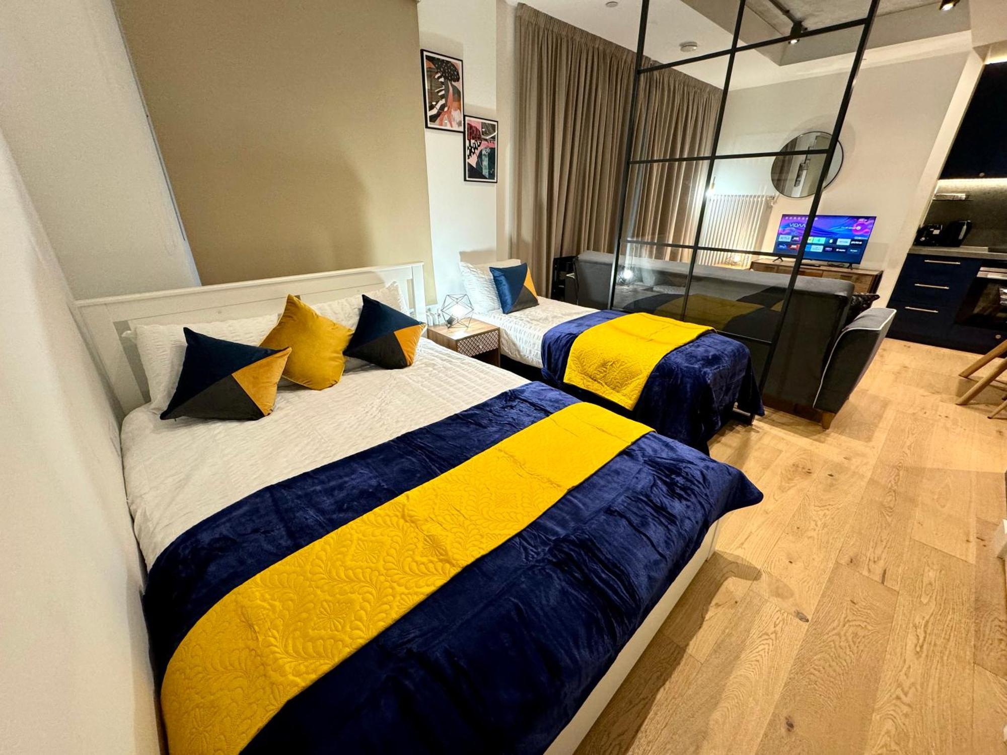 Amazing Cosy Apartment, Next To O2 Arena And Close To London Excel, Secure Parking Экстерьер фото
