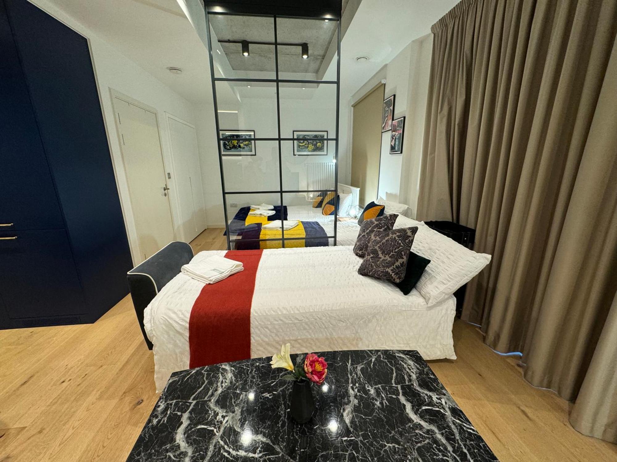 Amazing Cosy Apartment, Next To O2 Arena And Close To London Excel, Secure Parking Экстерьер фото